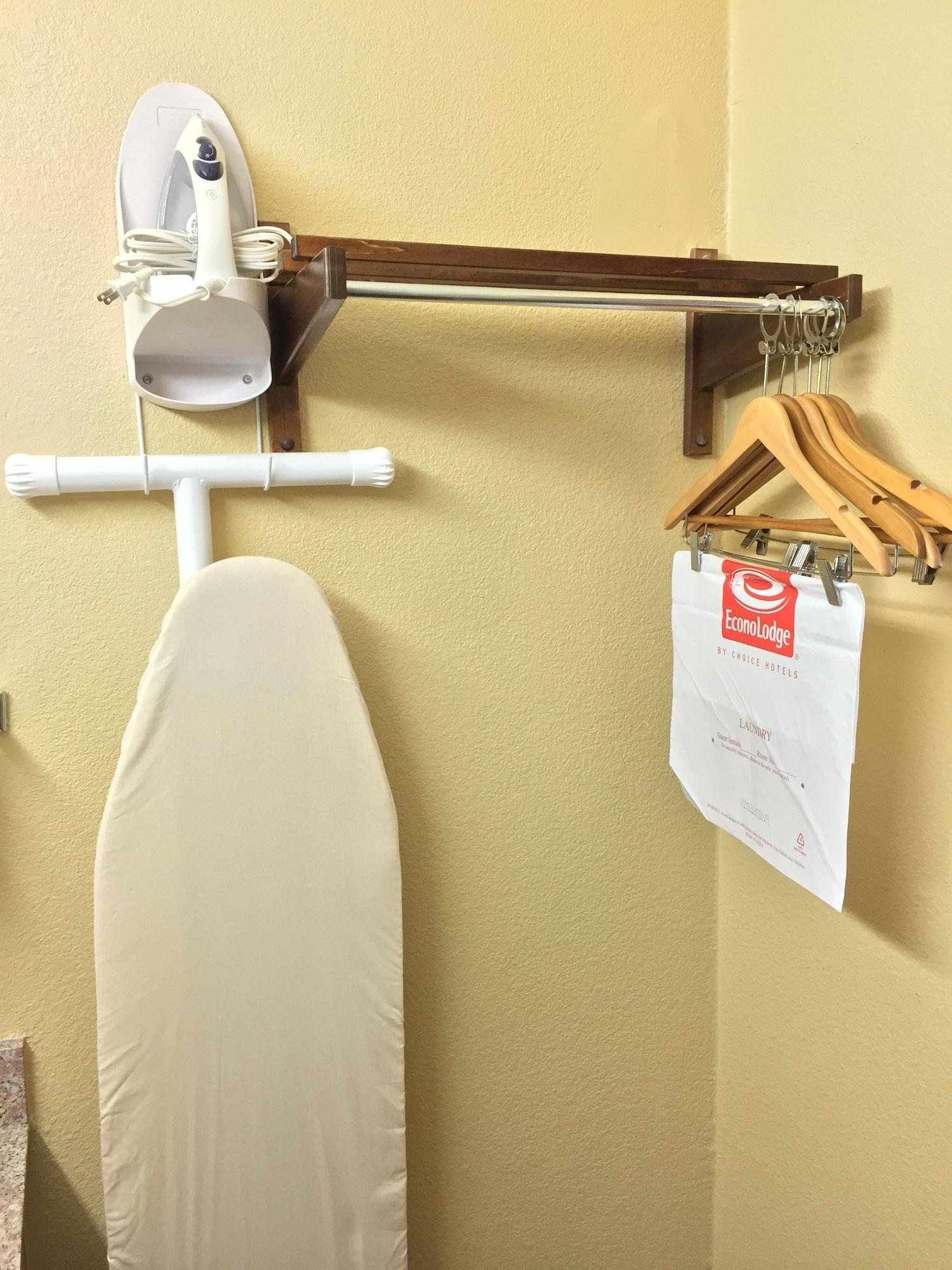 Econo Lodge White Pine Morristown I-81 & I-40 Split Ngoại thất bức ảnh