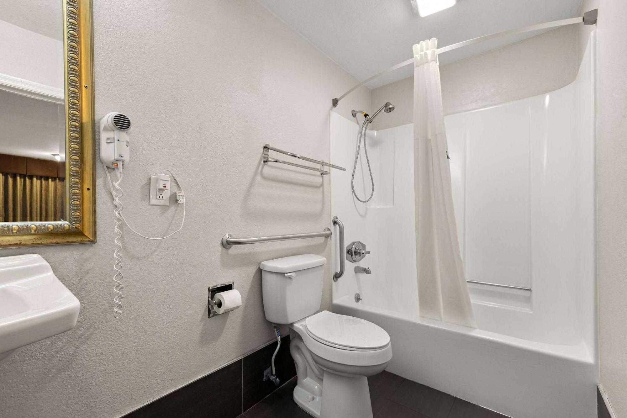 Econo Lodge White Pine Morristown I-81 & I-40 Split Ngoại thất bức ảnh