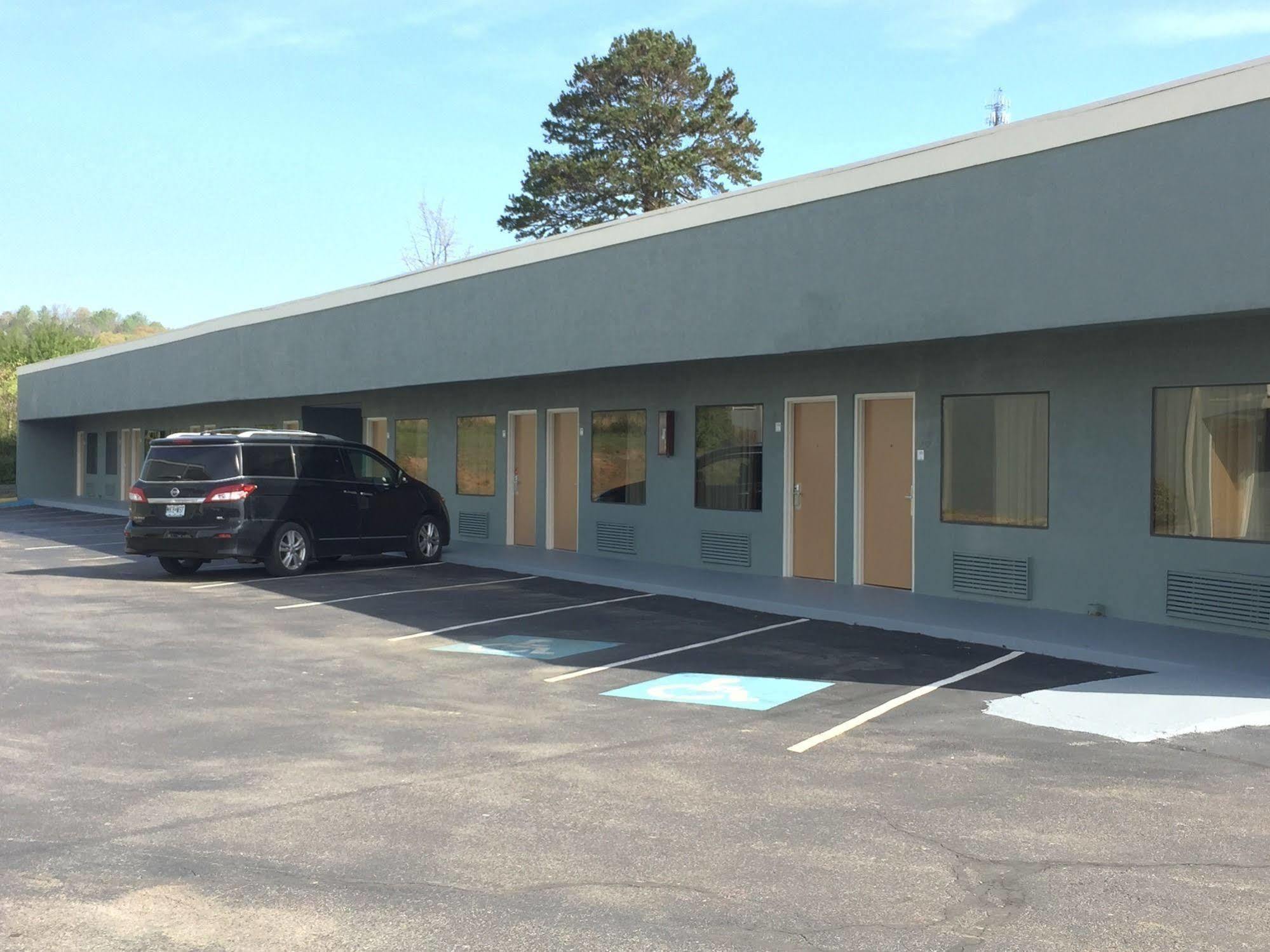 Econo Lodge White Pine Morristown I-81 & I-40 Split Ngoại thất bức ảnh